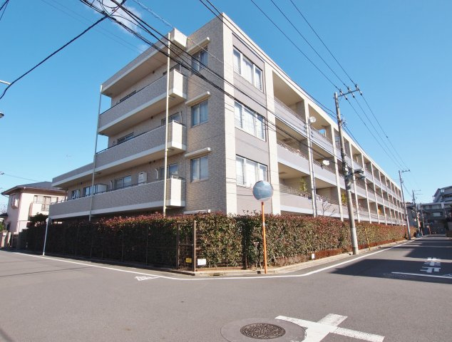アドゥー氷川台の外観|【新規リノベーションマンション♪】
―東京メトロ有楽町線・副都心線「平和台駅」/「氷川台駅」徒歩12分―
室内大変綺麗に生まれ変わりました！
快適に新生活をスタートいただけます