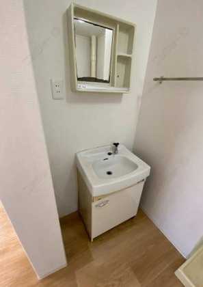 第一橋本マンションの洗面所