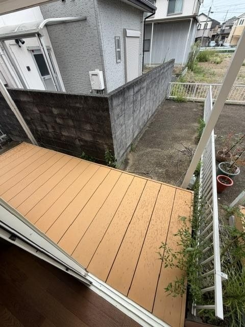 アロッジオAの庭
