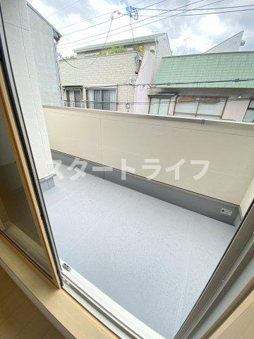 大阪市淀川区東三国２丁目の一戸建てのバルコニー