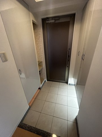 トゥエルヴガーデン・ディアの玄関