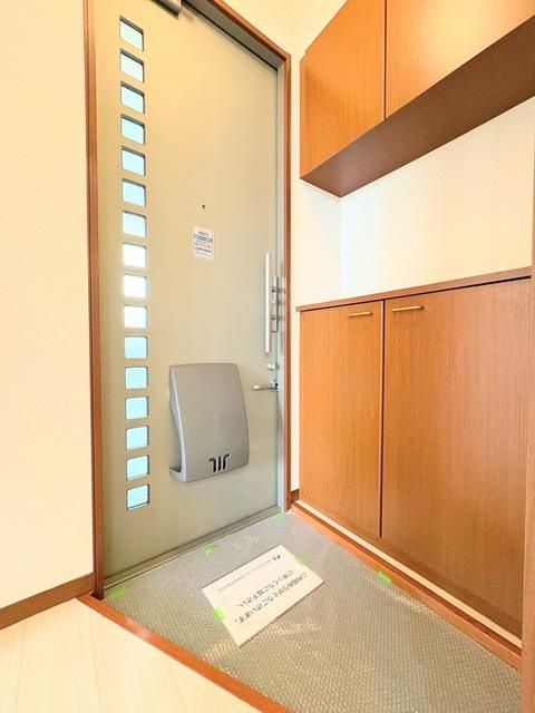 グランシード東城南Ｅの玄関