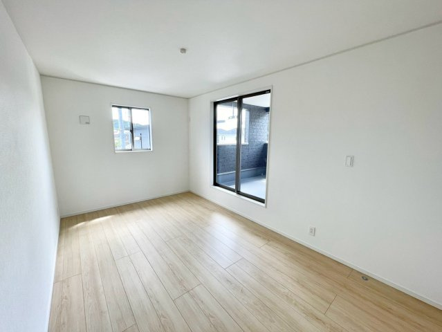 クレイドルガーデン姫路市広畑区西蒲田第１８の洋室
