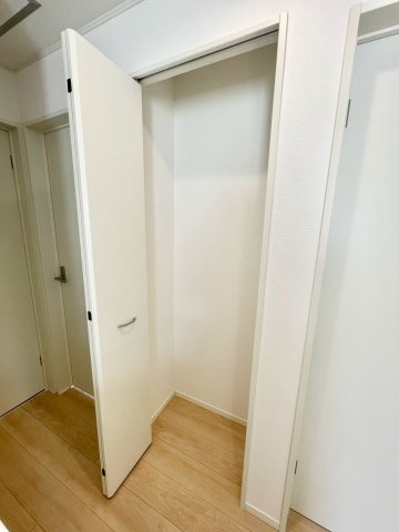 クレイドルガーデン姫路市広畑区西蒲田第１８の収納