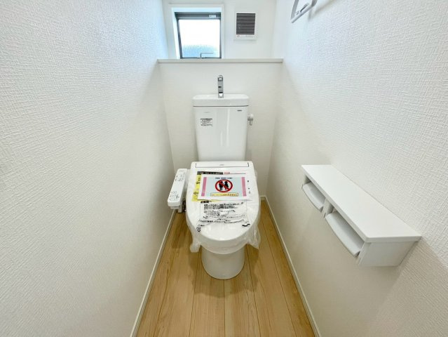 クレイドルガーデン姫路市広畑区西蒲田第１８のトイレ
