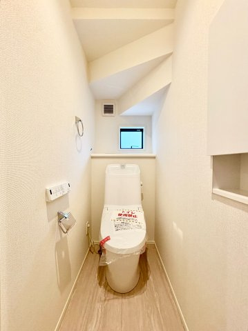 《仲介手数料半額》所沢市所沢新町　全2棟　1号棟のトイレ