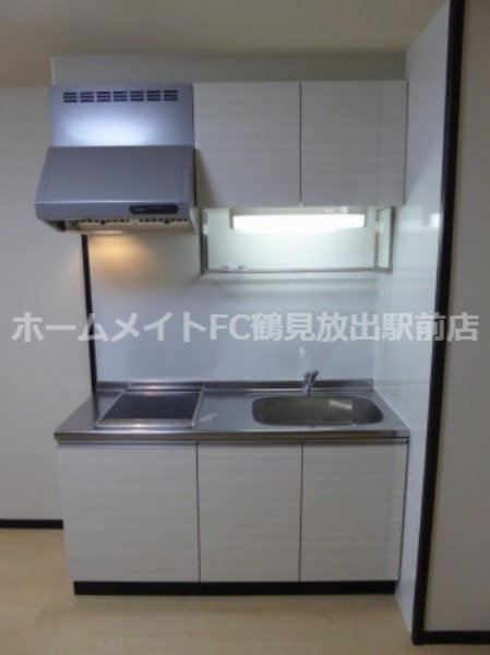大阪市城東区永田４丁目のアパートのキッチン