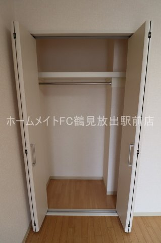大阪市鶴見区今津北４丁目の賃貸マンションの収納