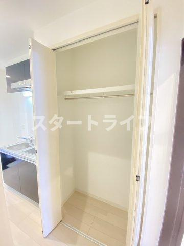 大阪市東淀川区東中島２丁目のアパートの収納