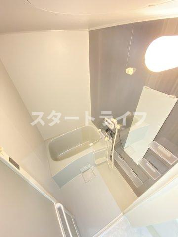大阪市東淀川区東中島２丁目のアパートの浴室