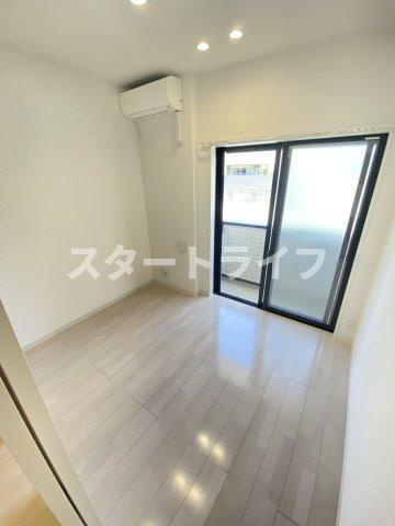 大阪市東淀川区東中島２丁目のアパートの寝室