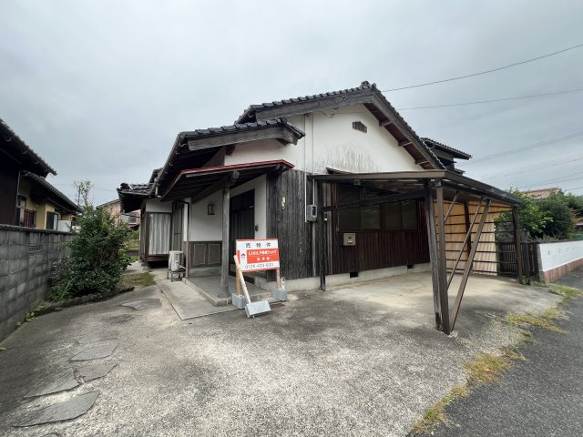 境港市中野町　中古住宅の外観