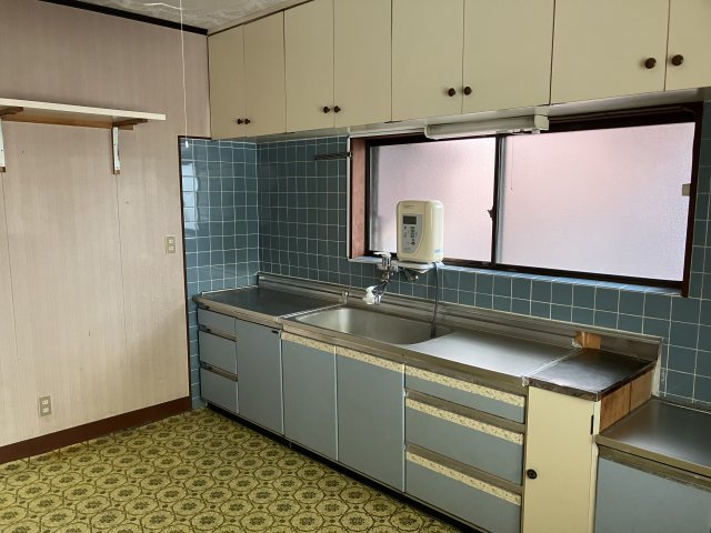 境港市中野町　中古住宅のキッチン
