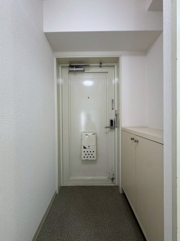 セレノ・ハイム川本の玄関