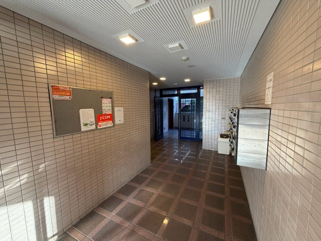 セレノ・ハイム川本の駐車場