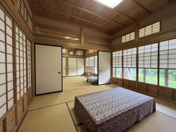 伊豆の国市 和風平屋建ての和室
