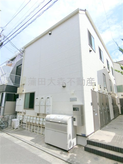 グラシア蒲田の外観|2015年8月　木造地上2階建て総戸数10戸の人気賃貸アパート
JR京浜東北線蒲田駅最寄りの東京都大田区西蒲田5丁目の落ち着いた住宅街の環境！