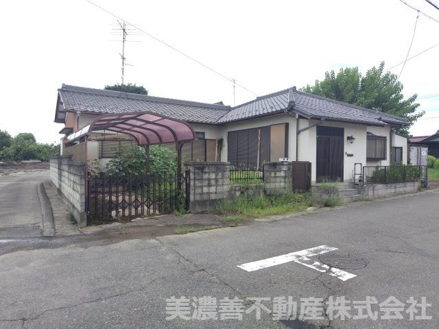 ６６４５３　羽島郡岐南町徳田２丁目中古戸建の外観