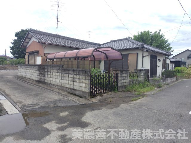 ６６４５３　羽島郡岐南町徳田２丁目中古戸建の外観