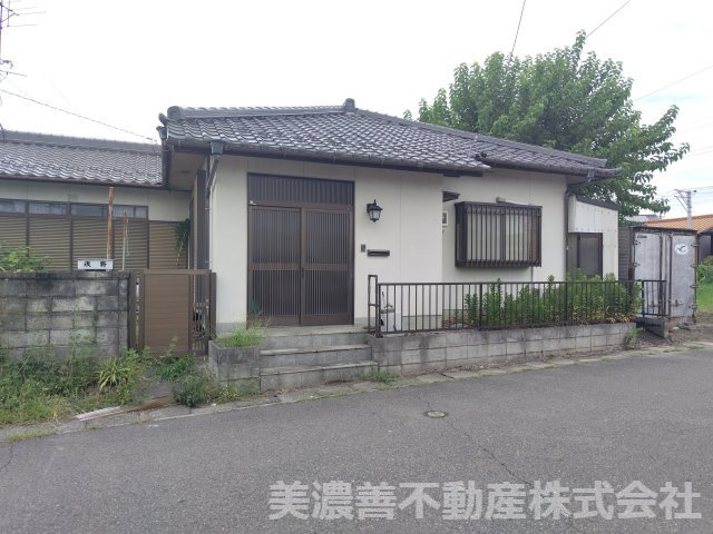 ６６４５３　羽島郡岐南町徳田２丁目中古戸建の外観