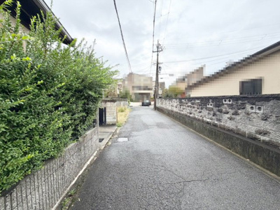 【前面道路含む現地写真】 | 草尾　売土地 | お客様にとって最良のマイホームが見つかりますよう、イエストアが全力でお手伝いさせていただきます！