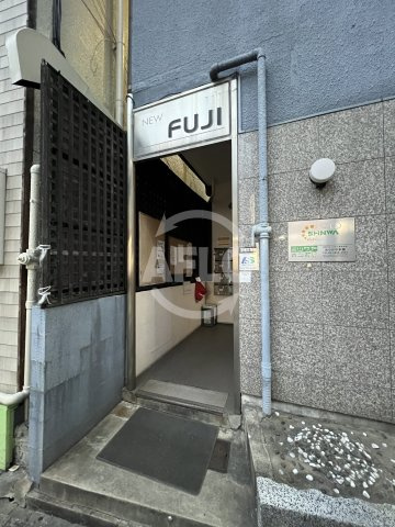 ニューフジマンションのエントランス|ニューフジマンション　エントランス