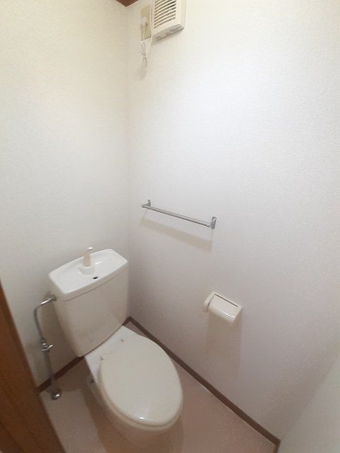 アリエース Bのトイレ|トイレもきれいです