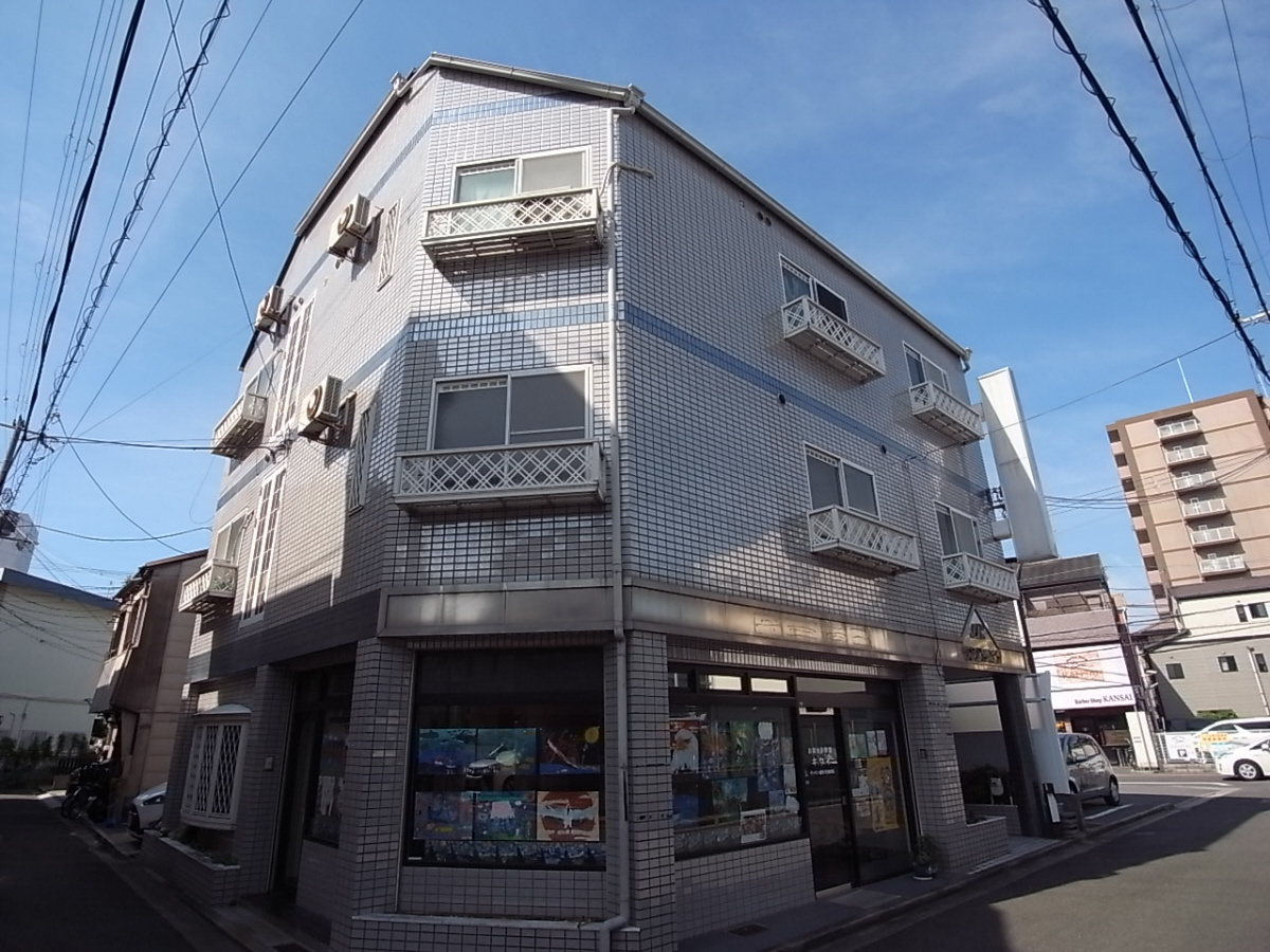 サンコーハイツの外観