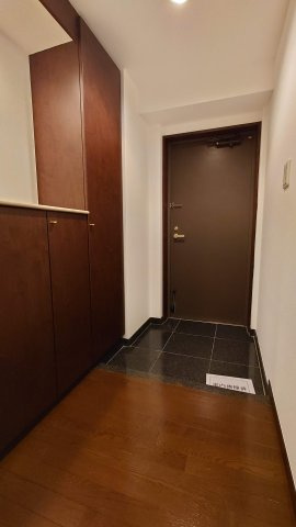 【玄関】