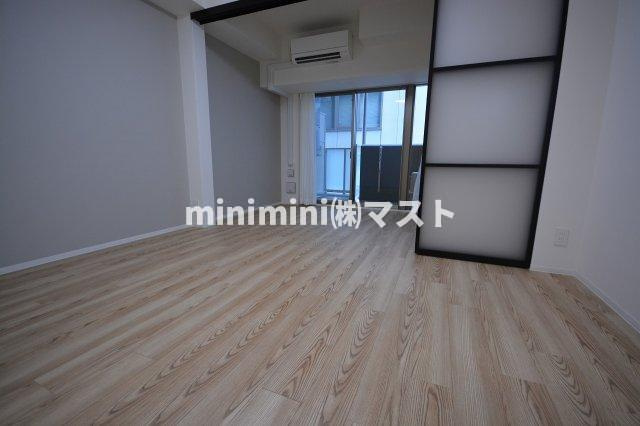 アーバネックス阿波座駅前の居間・リビング