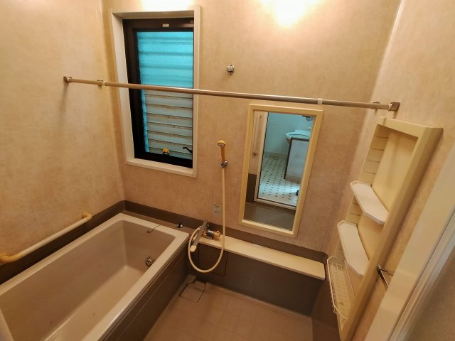 有福町クレールの丘戸建の浴室
