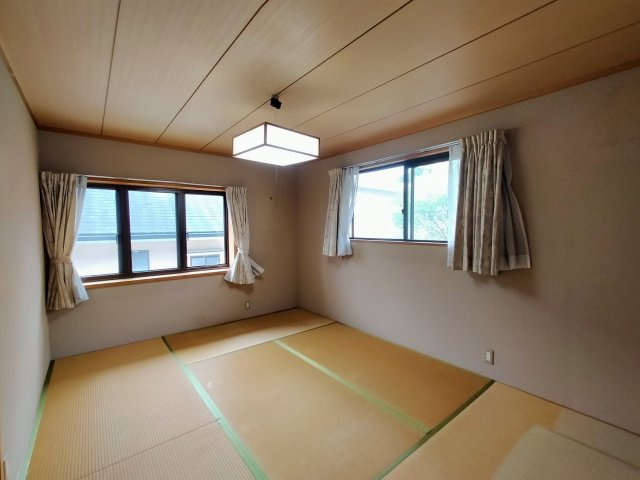 有福町クレールの丘戸建の和室