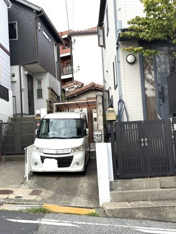 神戸市東灘区西岡本6丁目の前面道路含む現地写真|家賃とローンの支払い比較相談も随時受付中！