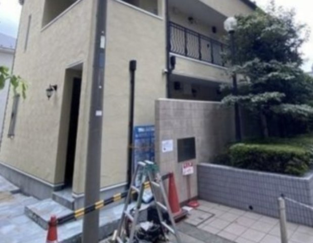 アカンサスのエントランス