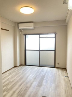 【寝室】