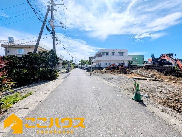 うるま市兼箇段第３　クレイドルガーデン　新築戸建て　全３棟　１号棟の前面道路含む現地写真|1月完成予定！同仕様同施工の物件もご案内可能です♪