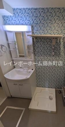 パインリーフの独立洗面台