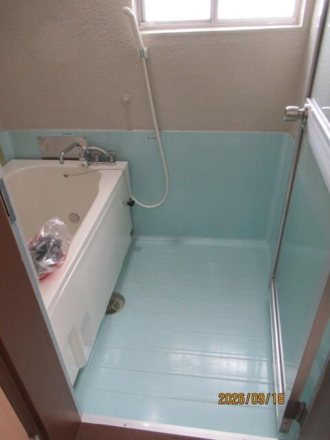 十日市場守屋ハイツの浴室