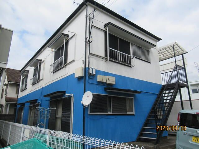 十日市場守屋ハイツの外観