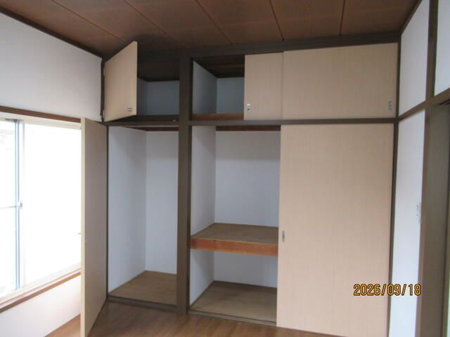 十日市場守屋ハイツの収納