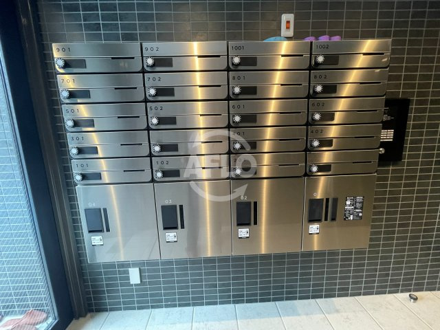 MAISON PREMIER UMEDA NORTH　豊崎東小学区のその他共用部分|MAISON PREMIER UMEDA NORTH　宅配ボックス