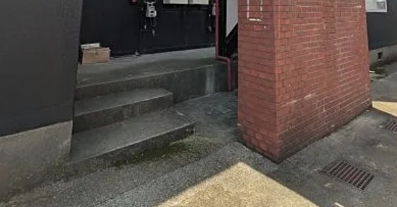 オリス鴻巣Ａ Aのエントランス