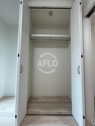 MAISON PREMIER UMEDA NORTH　豊崎東小学区の収納|MAISON PREMIER UMEDA NORTH　クローゼット