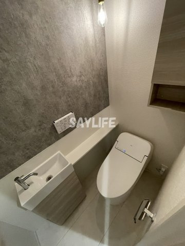 Ｄ-ＲＯＯＭ中小阪のトイレ