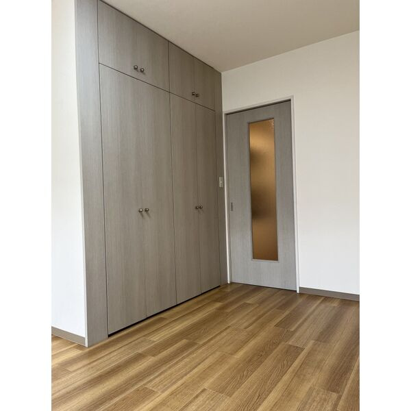 清水朝日マンションの内装