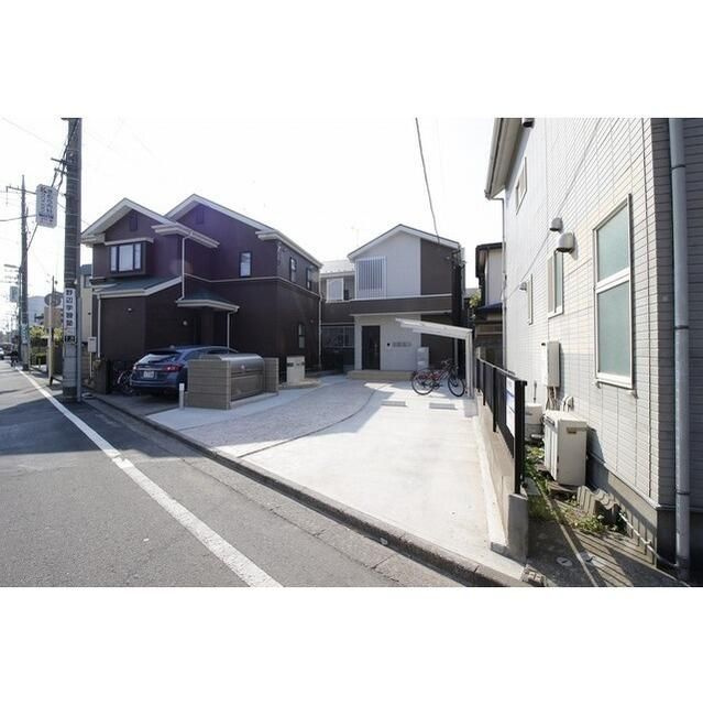領家ハイムの駐車場