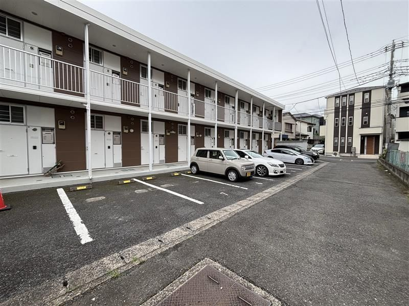 Palace上峰の駐車場