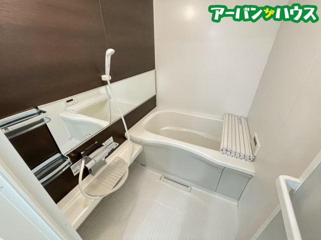 エステートMIRAIの浴室