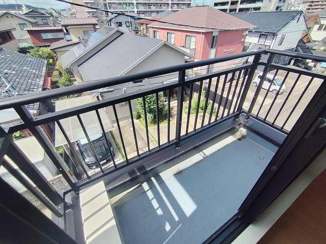 ウィステリア薬師堂のバルコニー