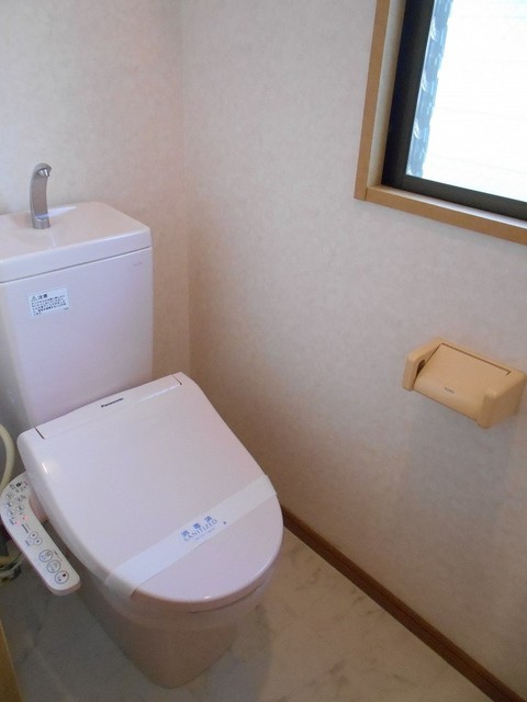 青山コーポＢのトイレ|※写真は101号室のものです